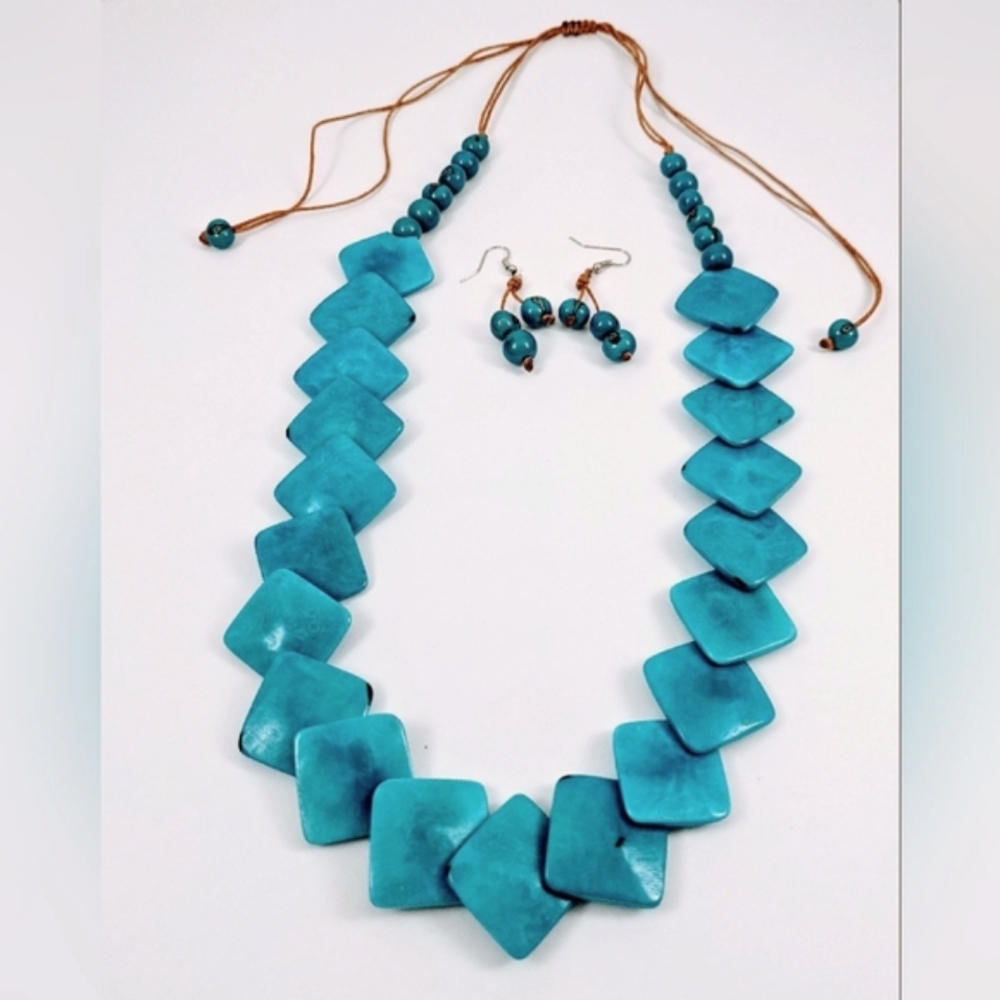 Vegan, Handmade Tagua Nut Necklace w/Earrings